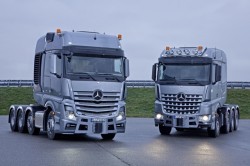 Gamme Mercedes SLT, nouveaux Actros et Arocs pour le transport exceptionnel.