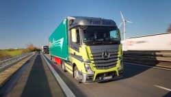 Le concept Fuel Duel de Mercedes Benz