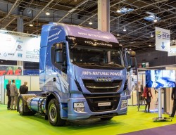 Iveco présente au SITL ses nouveaux Stralis alimentés au GNL et au GNC