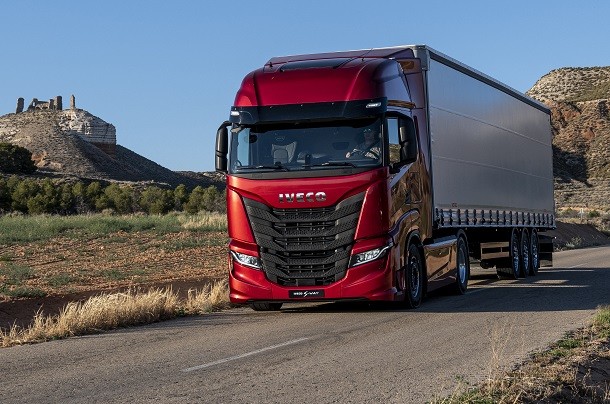 Surprise : Iveco S-Way, le pionnier d'une nouvelle gamme !