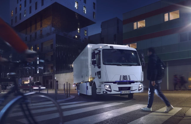Renault Trucks fait évoluer sa gamme de camions urbains